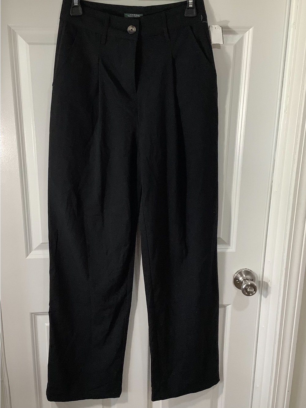 wild fable Black high waisted pant size 2. NWT.